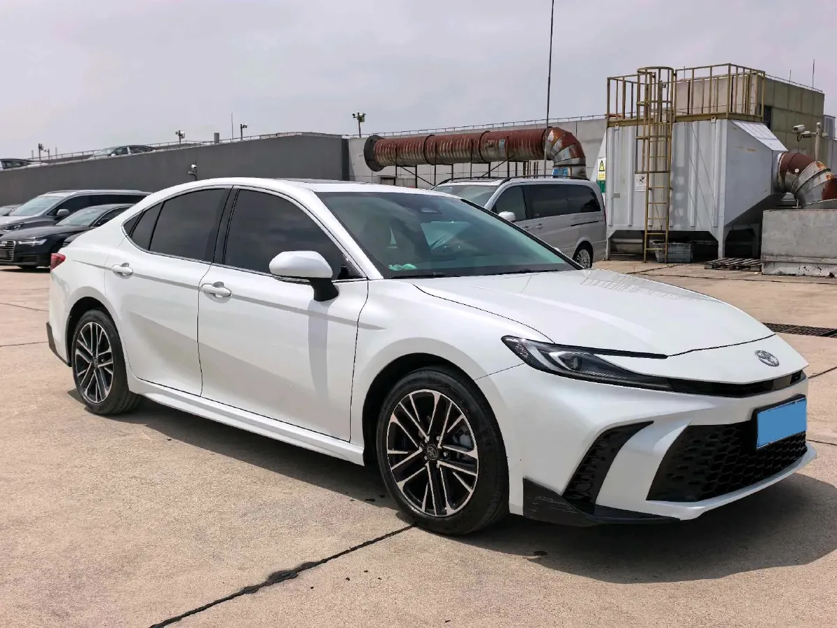 2026 Toyota Camry 2.0L 152HP L4 E-CVT Hybrid,autocango,china used car exporter,china ev exporter,chinese used car exporter,chinese used ev exporter