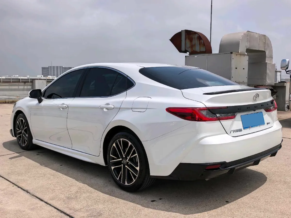 2026 Toyota Camry 2.0L 152HP L4 E-CVT Hybrid,autocango,china used car exporter,china ev exporter,chinese used car exporter,chinese used ev exporter