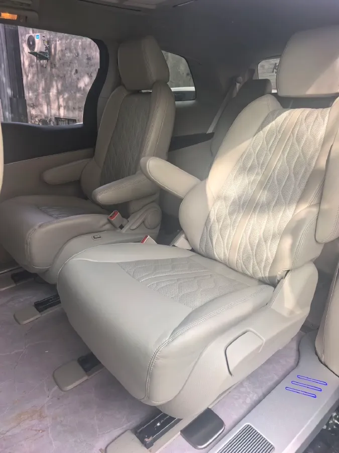 2021 Buick GL8 2.0T 237HP L4 9AT,autocango,china used car exporter,china ev exporter,chinese used car exporter,chinese used ev exporter