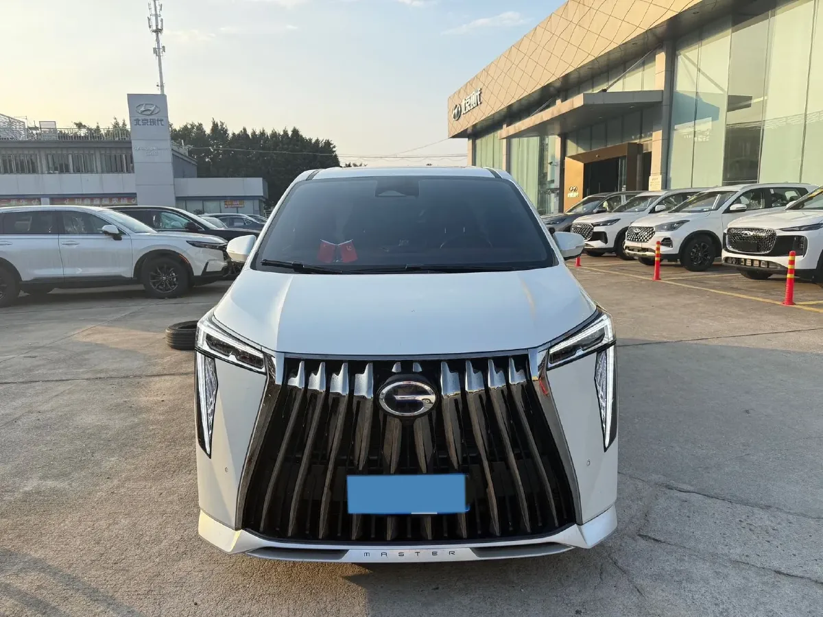 2023 GAC Trumpchi M8 2.0T 190HP L4 E-CVT Hybrid,autocango,china used car exporter,china ev exporter,chinese used car exporter,chinese used ev exporter
