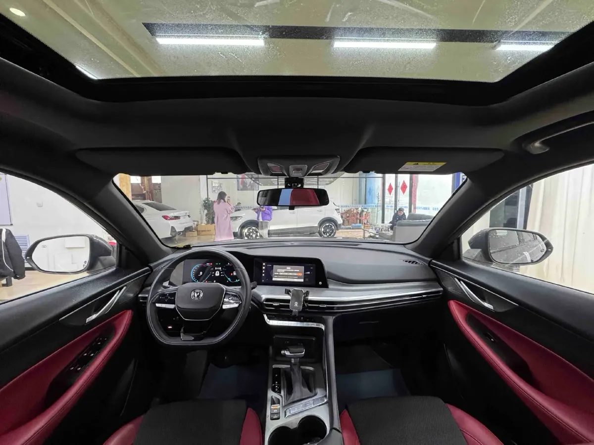 2023 ChangAn CS35 Plus 1.4T 160HP L4 7DCT,autocango,china used car exporter,china ev exporter,chinese used car exporter,chinese used ev exporter