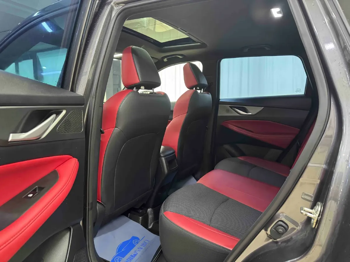 2023 ChangAn CS35 Plus 1.4T 160HP L4 7DCT,autocango,china used car exporter,china ev exporter,chinese used car exporter,chinese used ev exporter