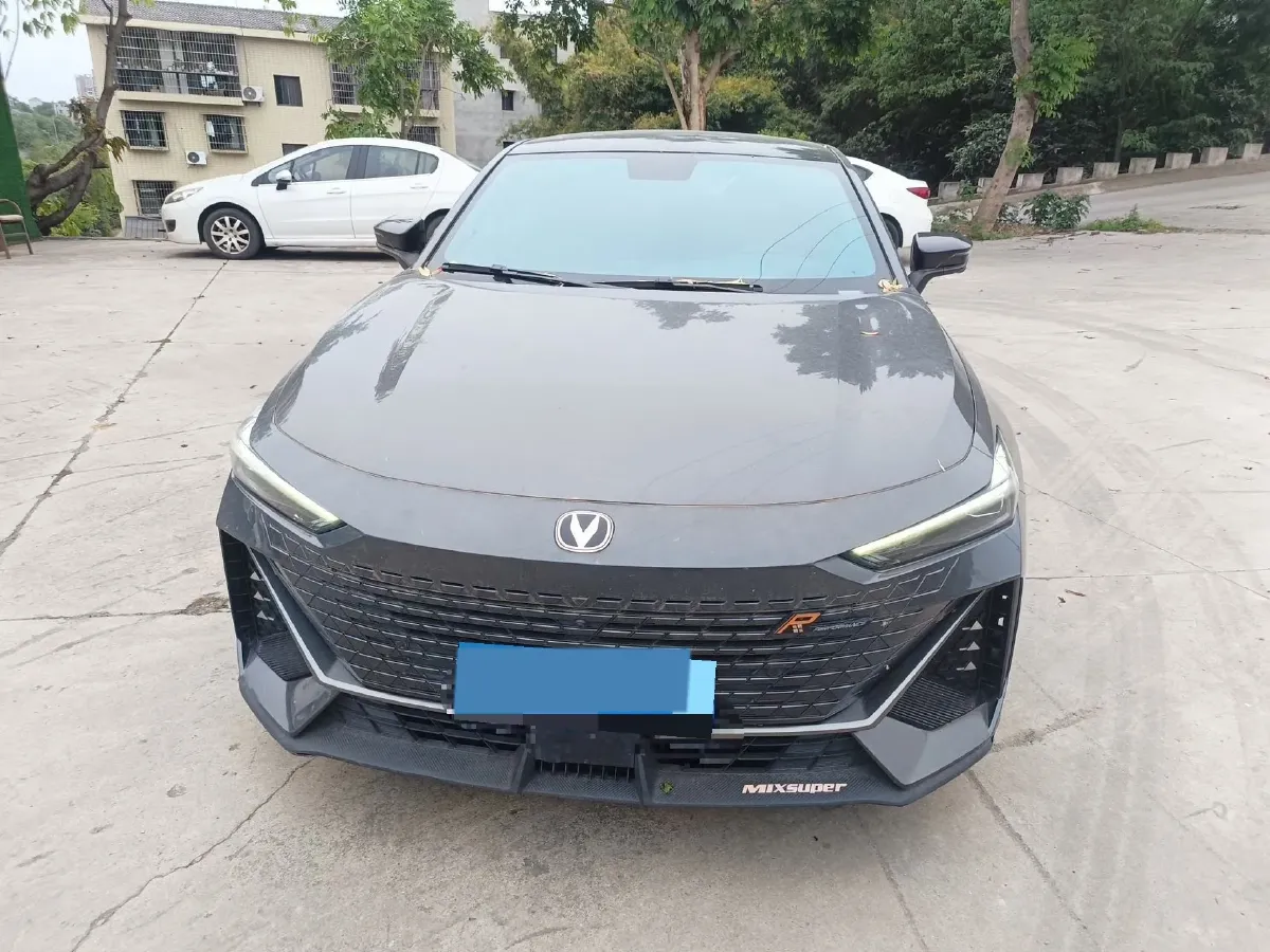 2022 ChangAn UNI-V 1.5T 188HP L4 7DCT,autocango,china used car exporter,china ev exporter,chinese used car exporter,chinese used ev exporter