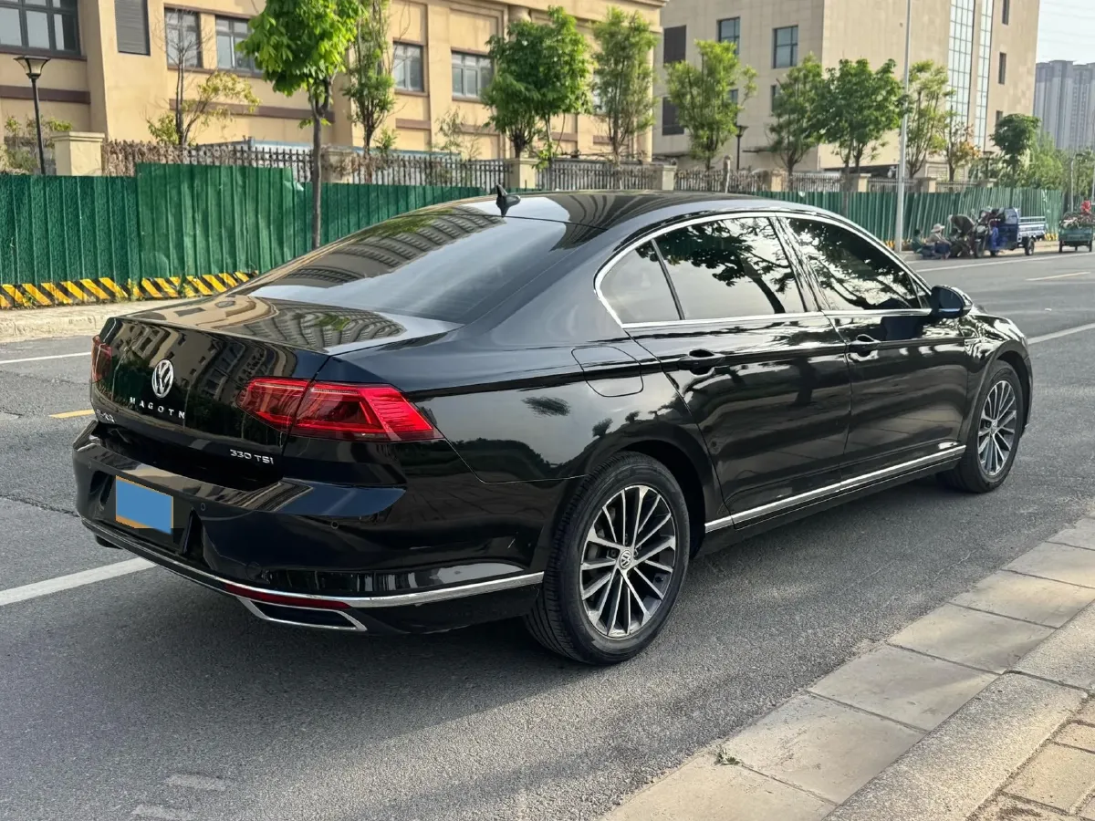 2020 Volkswagen Magotan 2.0T 186HP L4 7DCT,autocango,china used car exporter,china ev exporter,chinese used car exporter,chinese used ev exporter