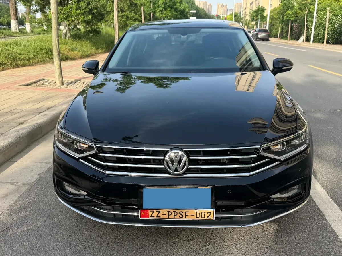 2020 Volkswagen Magotan 2.0T 186HP L4 7DCT,autocango,china used car exporter,china ev exporter,chinese used car exporter,chinese used ev exporter