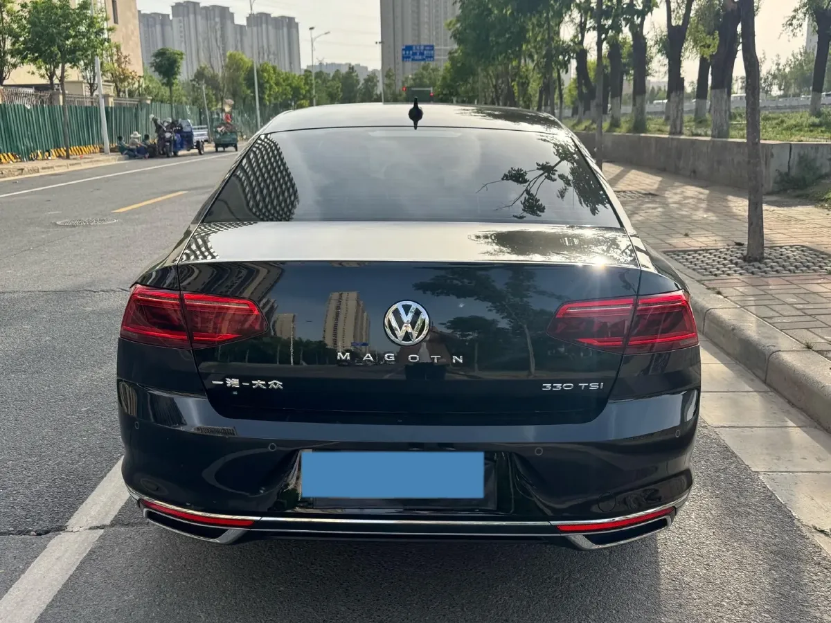 2020 Volkswagen Magotan 2.0T 186HP L4 7DCT,autocango,china used car exporter,china ev exporter,chinese used car exporter,chinese used ev exporter
