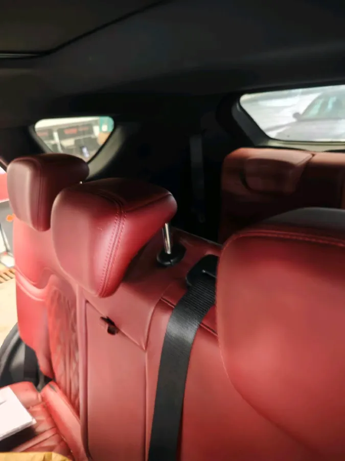 2023 ChangAn Oshan X7 Plus 1.5T 188HP L4 7DCT,autocango,china used car exporter,china ev exporter,chinese used car exporter,chinese used ev exporter