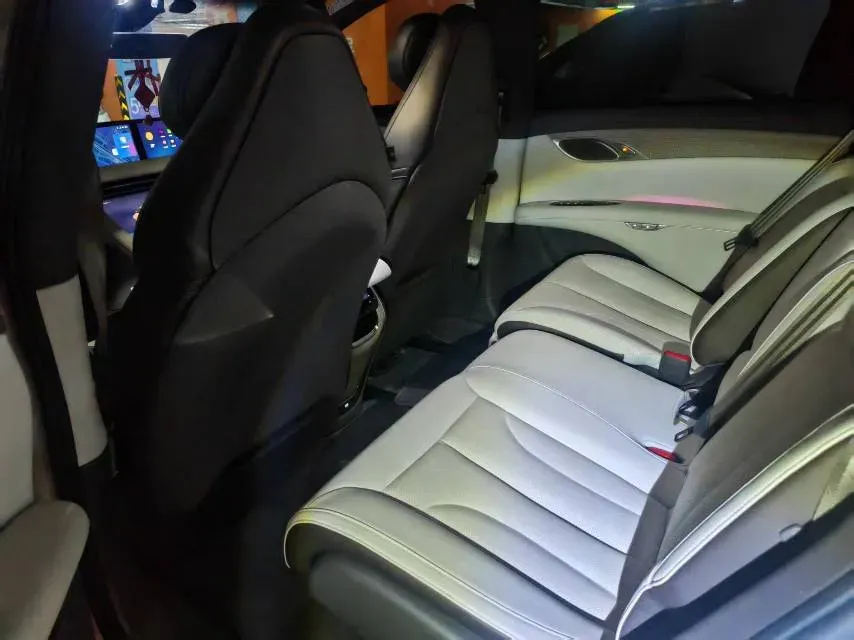 2023 IM LS7 BEV 90KWH,autocango,china used car exporter,china ev exporter,chinese used car exporter,chinese used ev exporter