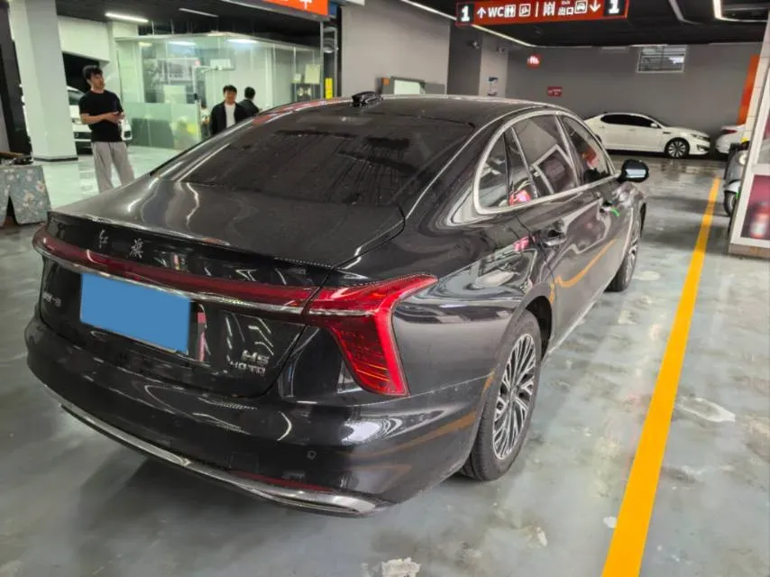 2025 HongQi H5 1.5T 169HP L4 1DHT Hybrid,autocango,china used car exporter,china ev exporter,chinese used car exporter,chinese used ev exporter