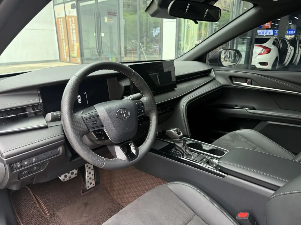 2024 Toyota Camry 2.0L 152HP L4 E-CVT Hybrid,autocango,china used car exporter,china ev exporter,chinese used car exporter,chinese used ev exporter