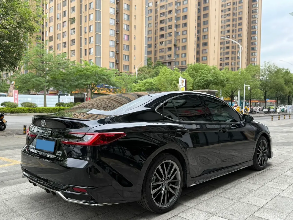 2024 Toyota Camry 2.0L 152HP L4 E-CVT Hybrid,autocango,china used car exporter,china ev exporter,chinese used car exporter,chinese used ev exporter