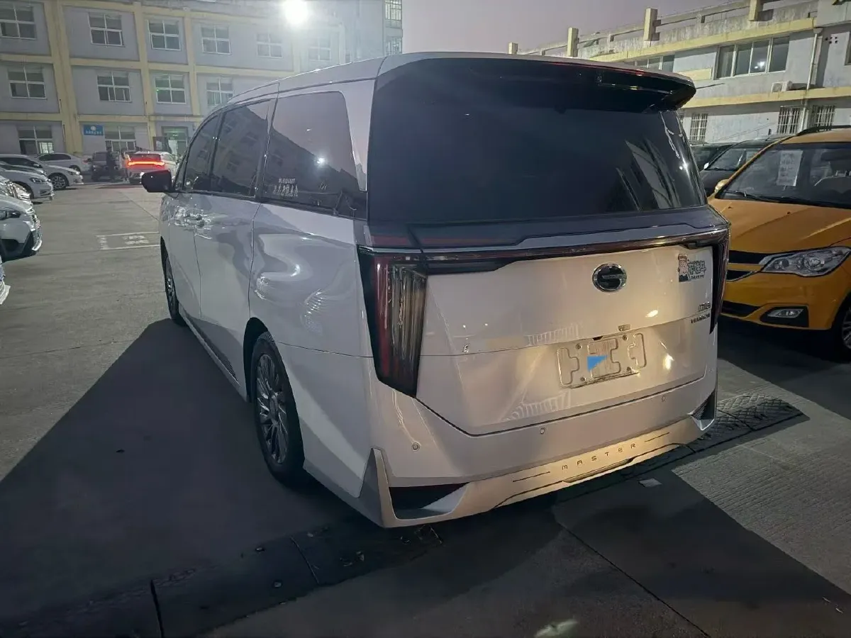 2023 GAC Trumpchi M8 2.0T 190HP L4 E-CVT Hybrid,autocango,china used car exporter,china ev exporter,chinese used car exporter,chinese used ev exporter