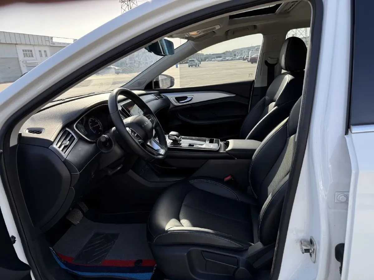 2020 Roewe i6 MAX 1.5T 169HP L4 AMT PHEV,autocango,china used car exporter,china ev exporter,chinese used car exporter,chinese used ev exporter