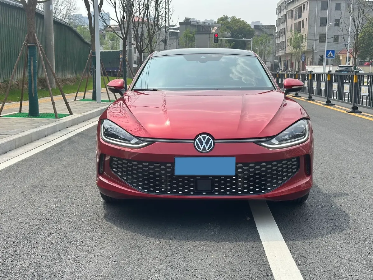 2023 Volkswagen Lamando 1.4T 150HP L4 7DCT,autocango,china used car exporter,china ev exporter,chinese used car exporter,chinese used ev exporter