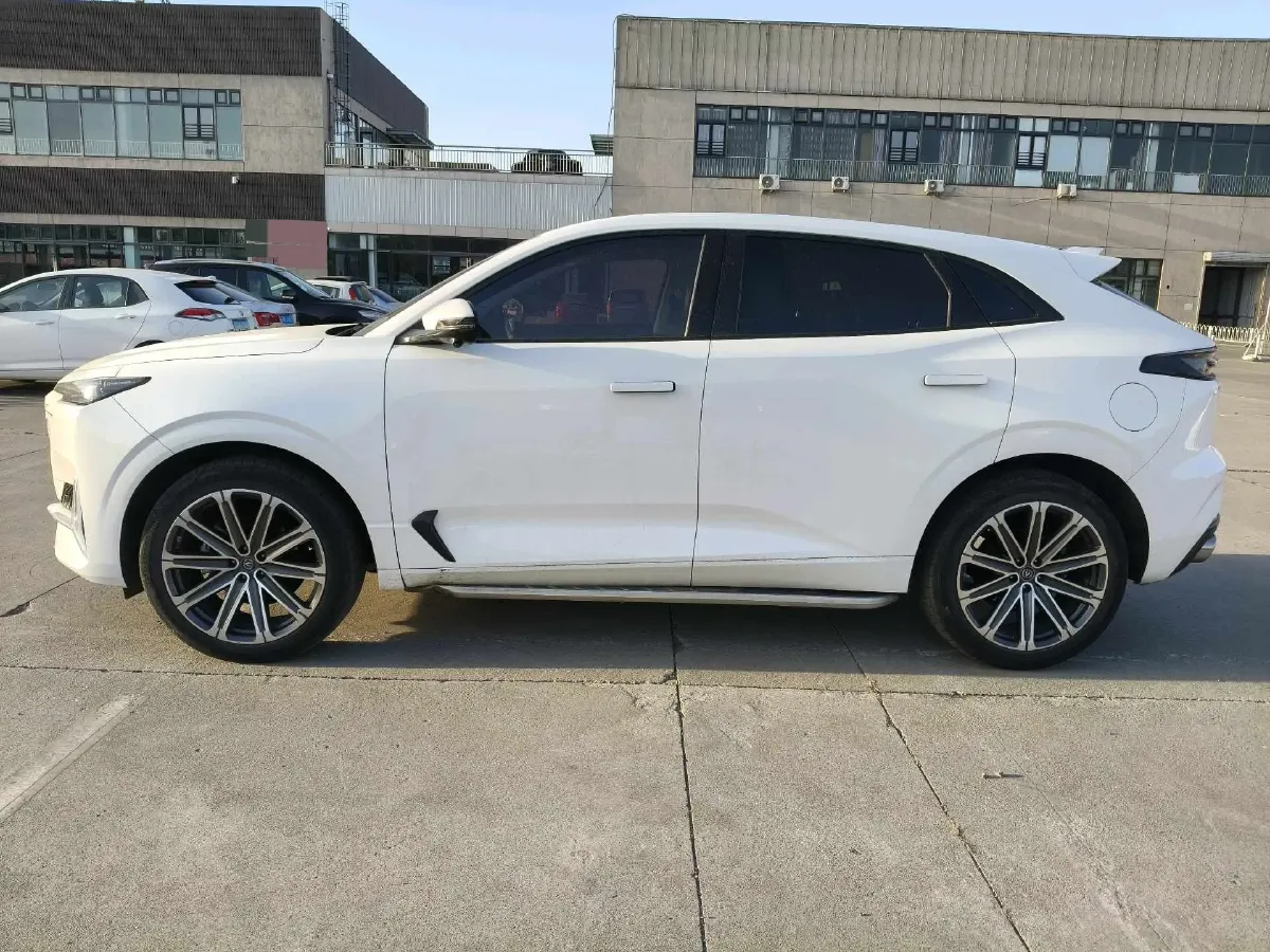 2021 ChangAn UNI-K 2.0T 233HP L4 8AT,autocango,china used car exporter,china ev exporter,chinese used car exporter,chinese used ev exporter