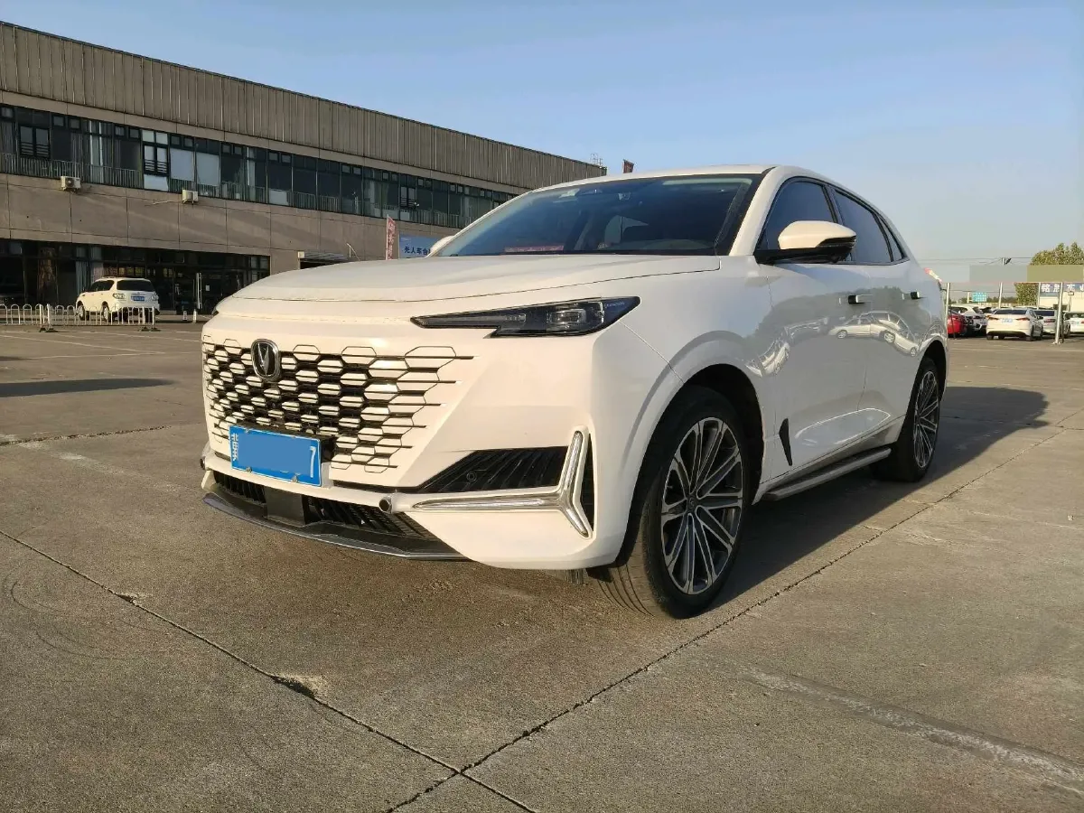 2021 ChangAn UNI-K 2.0T 233HP L4 8AT,autocango,china used car exporter,china ev exporter,chinese used car exporter,chinese used ev exporter