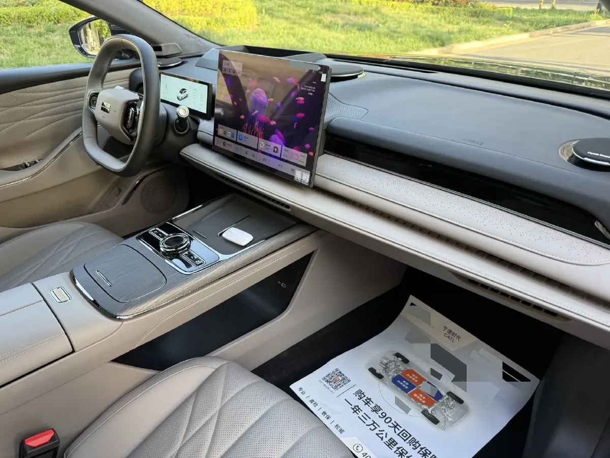 2025 Geely Galaxy Starshine 8 1.5T 163HP L4 3DHT PHEV 27.69KWH,autocango,china used car exporter,china ev exporter,chinese used car exporter,chinese used ev exporter