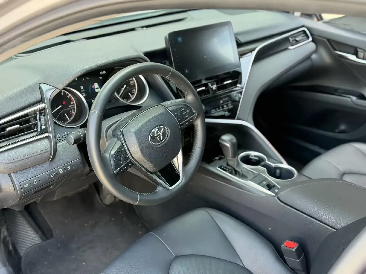 2021 Toyota Camry 2.0L 178HP L4 CVT,autocango,china used car exporter,china ev exporter,chinese used car exporter,chinese used ev exporter