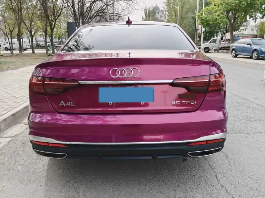 2022 Audi A4L 2.0T 190HP L4 7DCT,autocango,china used car exporter,china ev exporter,chinese used car exporter,chinese used ev exporter