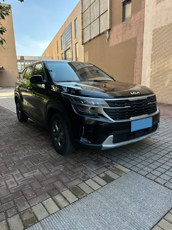2023 Kia Seltos 1.5L 115HP L4 CVT,autocango,china used car exporter,china ev exporter,chinese used car exporter,chinese used ev exporter