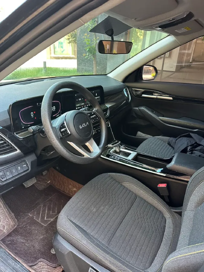 2023 Kia Seltos 1.5L 115HP L4 CVT,autocango,china used car exporter,china ev exporter,chinese used car exporter,chinese used ev exporter