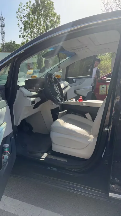 2026 Buick GL8 1.5T 180HP L4 2DHT PHEV,autocango,china used car exporter,china ev exporter,chinese used car exporter,chinese used ev exporter