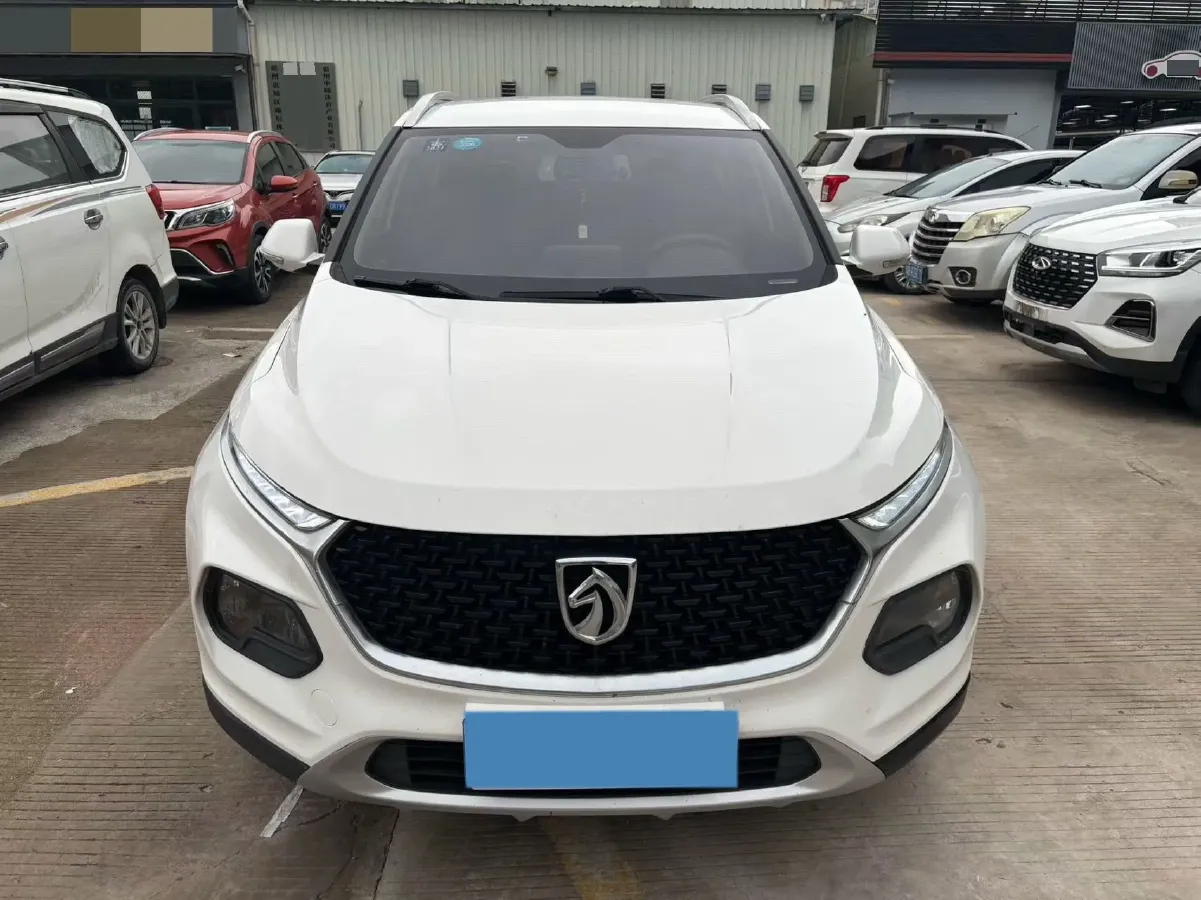 2019 BaoJun 510 1.5L 105HP L4 6MT,autocango,china used car exporter,china ev exporter,chinese used car exporter,chinese used ev exporter