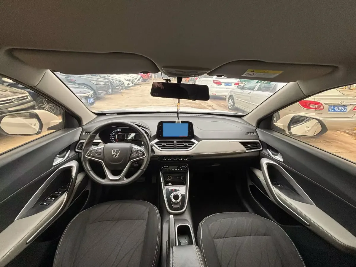 2019 BaoJun 510 1.5L 105HP L4 6MT,autocango,china used car exporter,china ev exporter,chinese used car exporter,chinese used ev exporter