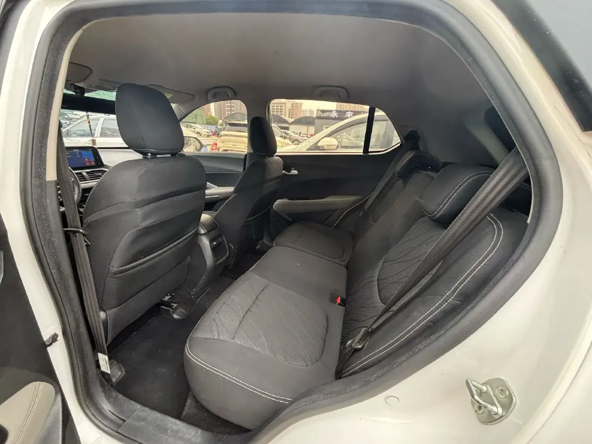 2019 BaoJun 510 1.5L 105HP L4 6MT,autocango,china used car exporter,china ev exporter,chinese used car exporter,chinese used ev exporter