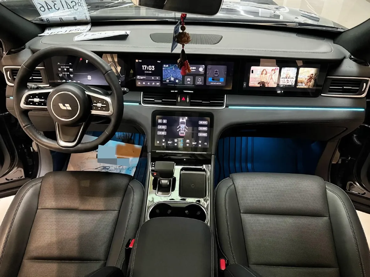 2021 Li ONE Range Extended 131HP REEV 40.5KWH,autocango,china used car exporter,china ev exporter,chinese used car exporter,chinese used ev exporter