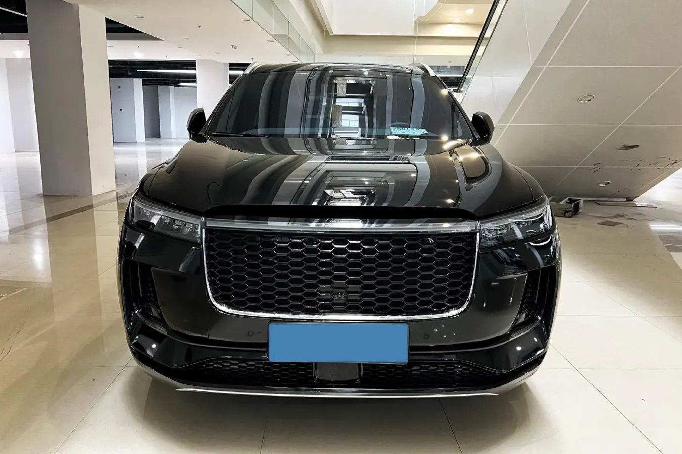 2021 Li ONE Range Extended 131HP REEV 40.5KWH,autocango,china used car exporter,china ev exporter,chinese used car exporter,chinese used ev exporter