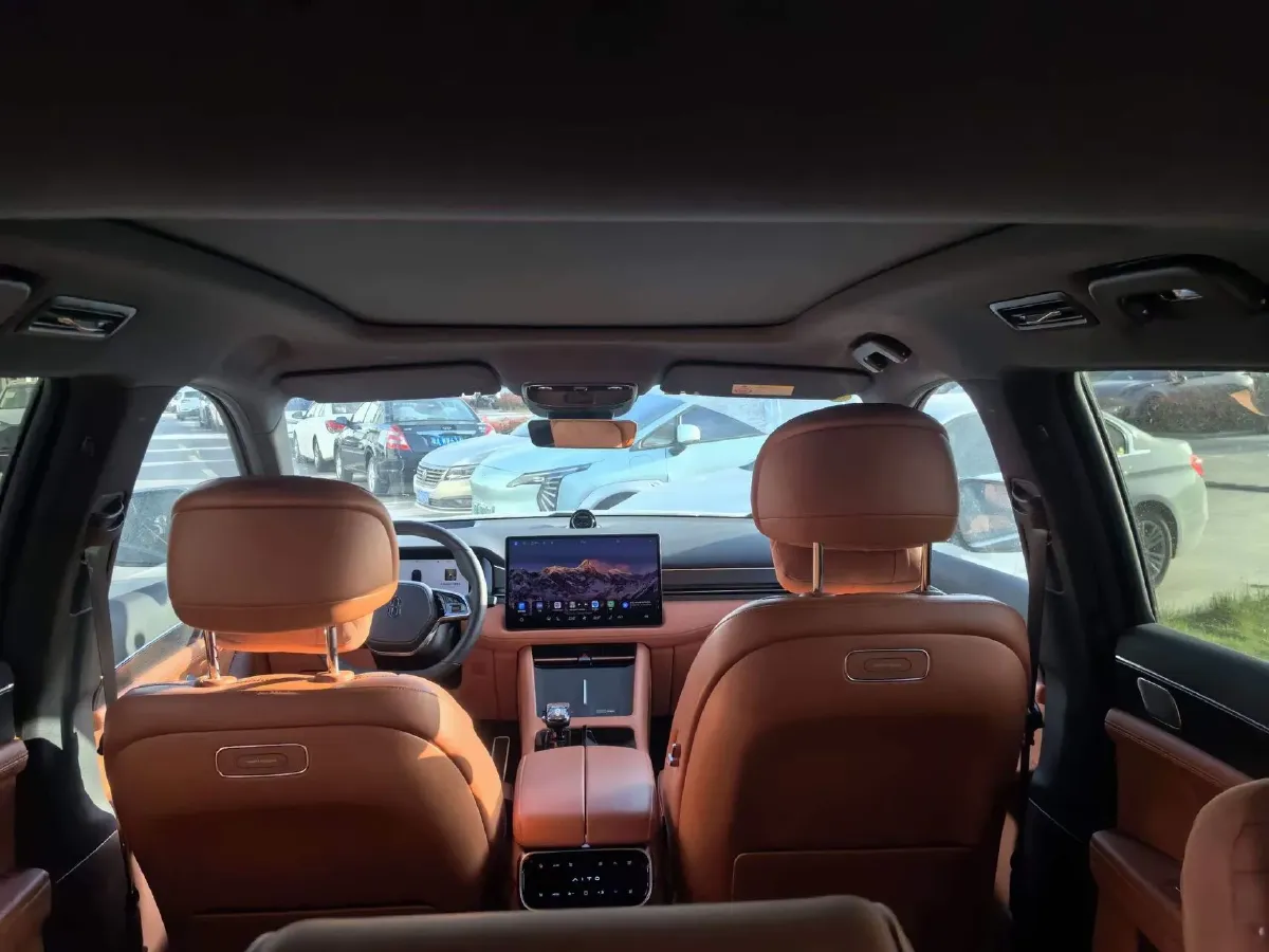 2024 AITO AITO M7 1.5T 152HP L4 REEV 42KWH,autocango,china used car exporter,china ev exporter,chinese used car exporter,chinese used ev exporter