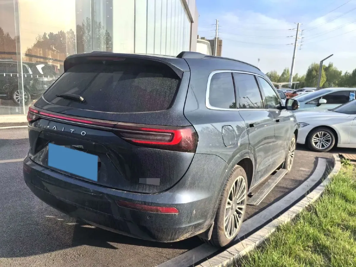 2024 AITO AITO M7 1.5T 152HP L4 REEV 42KWH,autocango,china used car exporter,china ev exporter,chinese used car exporter,chinese used ev exporter