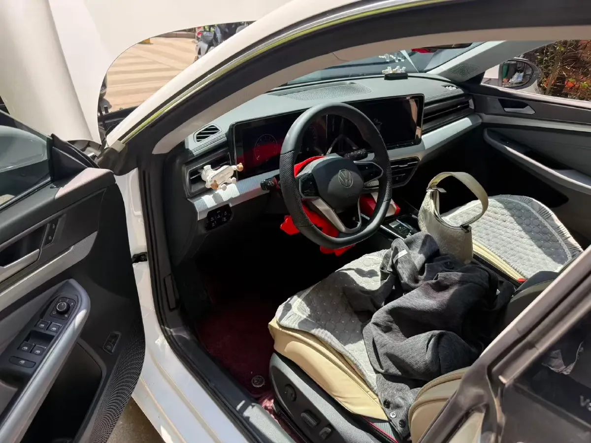 2024 Volkswagen Lamando 1.4T 150HP L4 7DCT,autocango,china used car exporter,china ev exporter,chinese used car exporter,chinese used ev exporter