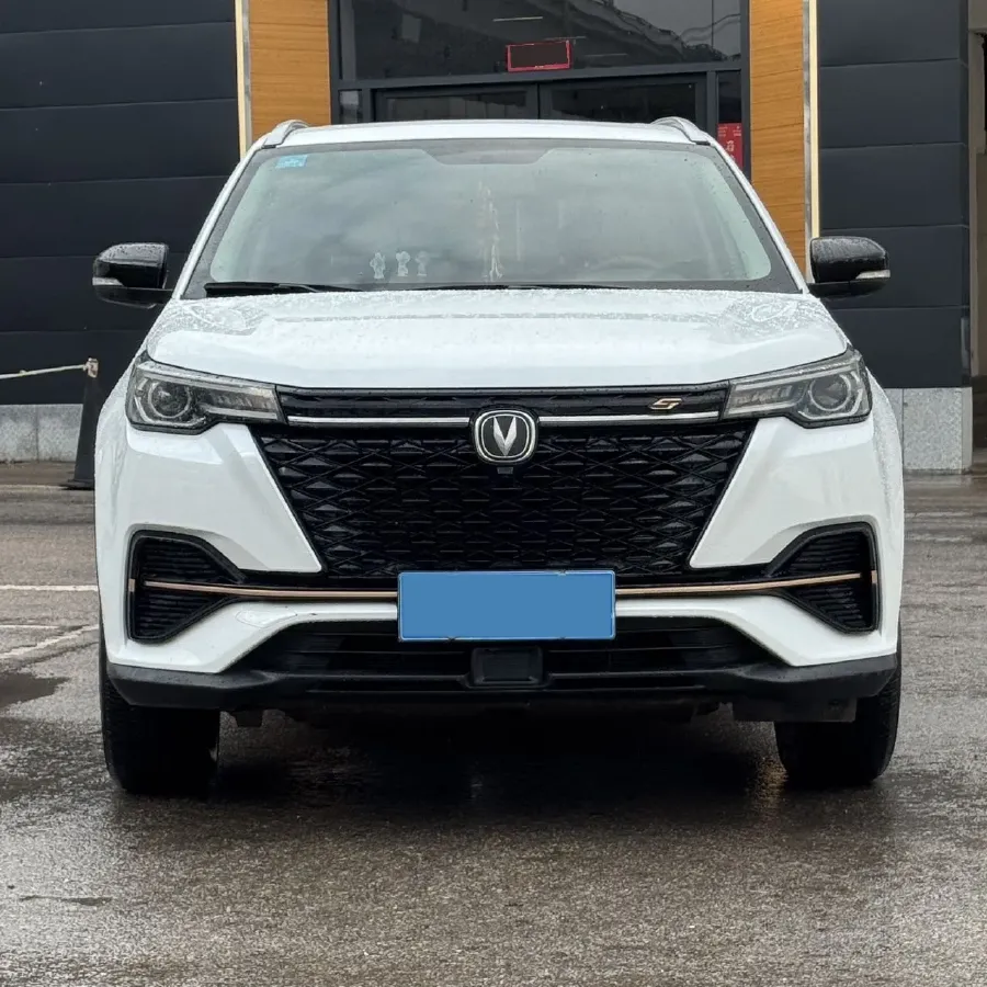 2022 ChangAn CS55 Plus 1.5T 180HP L4 6MT,autocango,china used car exporter,china ev exporter,chinese used car exporter,chinese used ev exporter