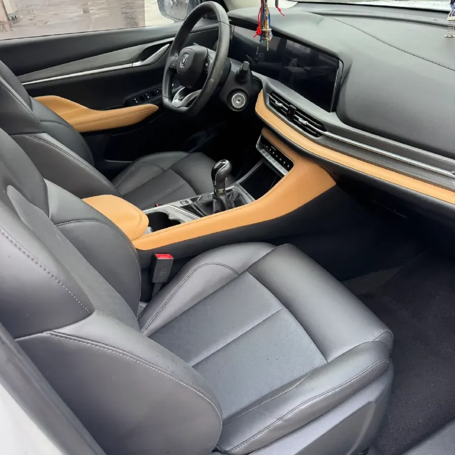 2022 ChangAn CS55 Plus 1.5T 180HP L4 6MT,autocango,china used car exporter,china ev exporter,chinese used car exporter,chinese used ev exporter