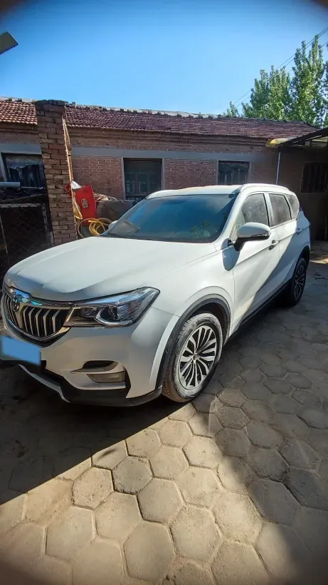 2018 Brilliance Auto V6 1.5T 150HP L4 7DCT,autocango,china used car exporter,china ev exporter,chinese used car exporter,chinese used ev exporter
