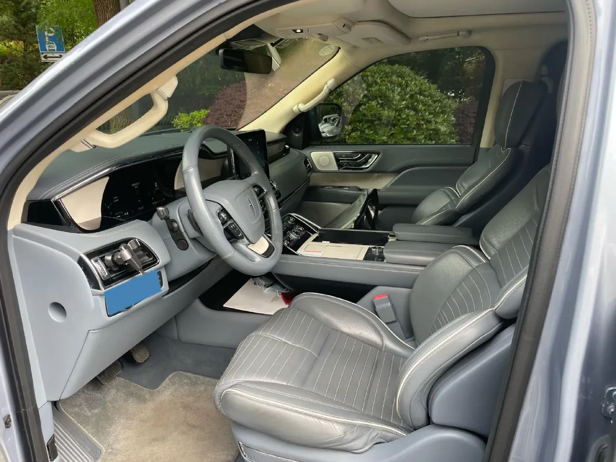 2019 Lincoln Navigator 3.5T 388HP V6 10AT,autocango,china used car exporter,china ev exporter,chinese used car exporter,chinese used ev exporter
