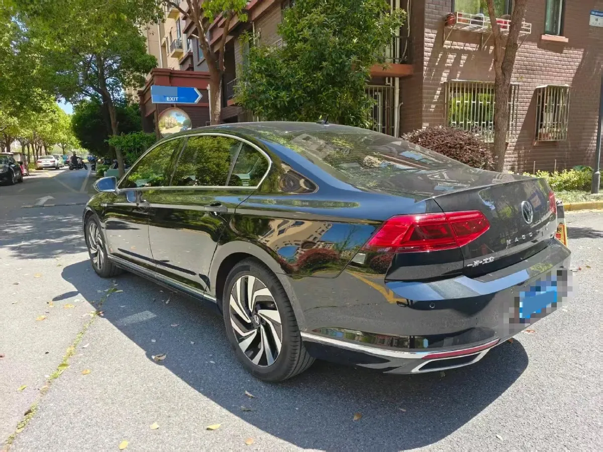 2020 Volkswagen Magotan 2.0T 220HP L4 7DCT,autocango,china used car exporter,china ev exporter,chinese used car exporter,chinese used ev exporter
