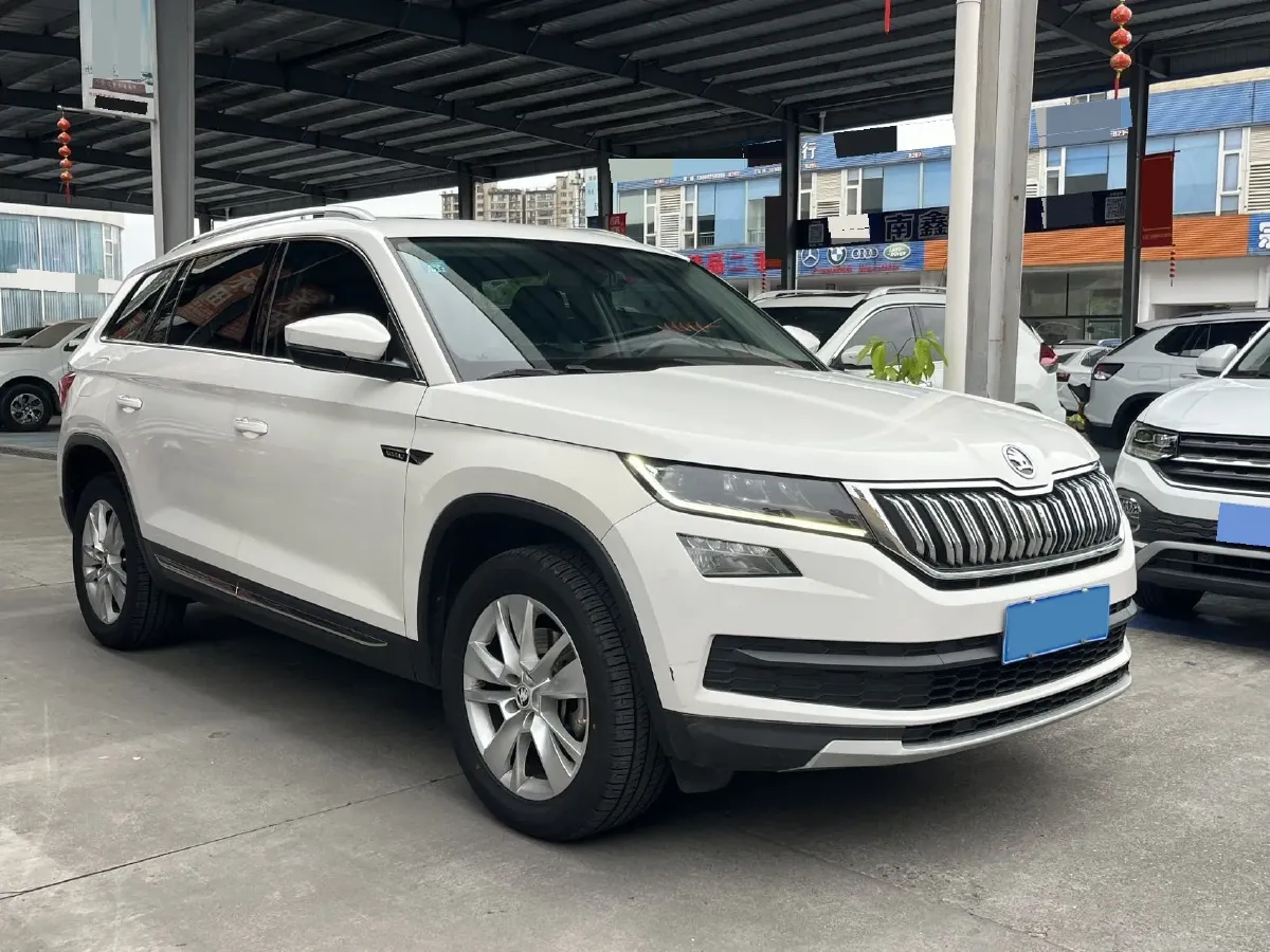 2018 Skoda Kodiak 1.8T 180HP L4 7DCT,autocango,china used car exporter,china ev exporter,chinese used car exporter,chinese used ev exporter