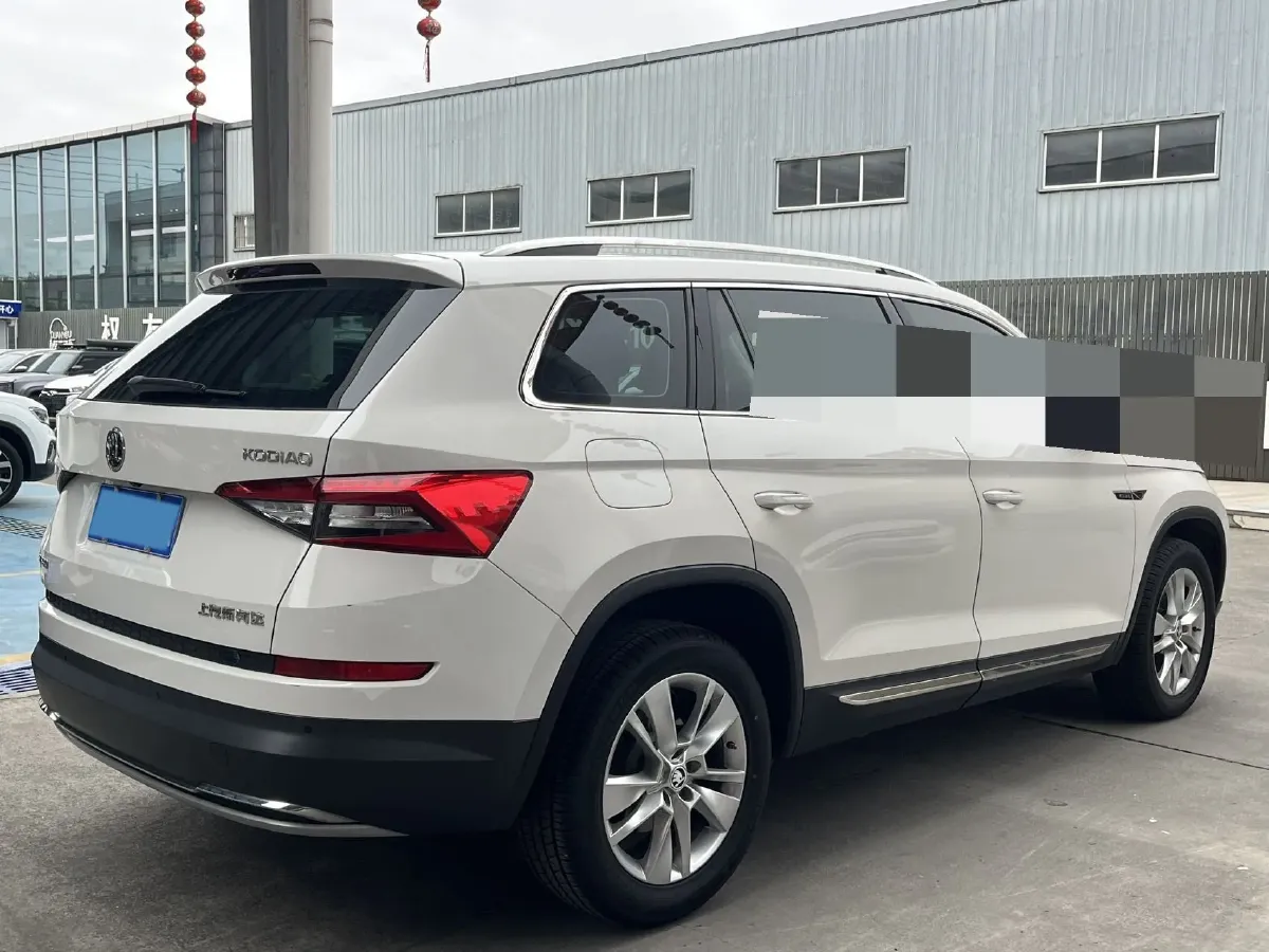 2018 Skoda Kodiak 1.8T 180HP L4 7DCT,autocango,china used car exporter,china ev exporter,chinese used car exporter,chinese used ev exporter