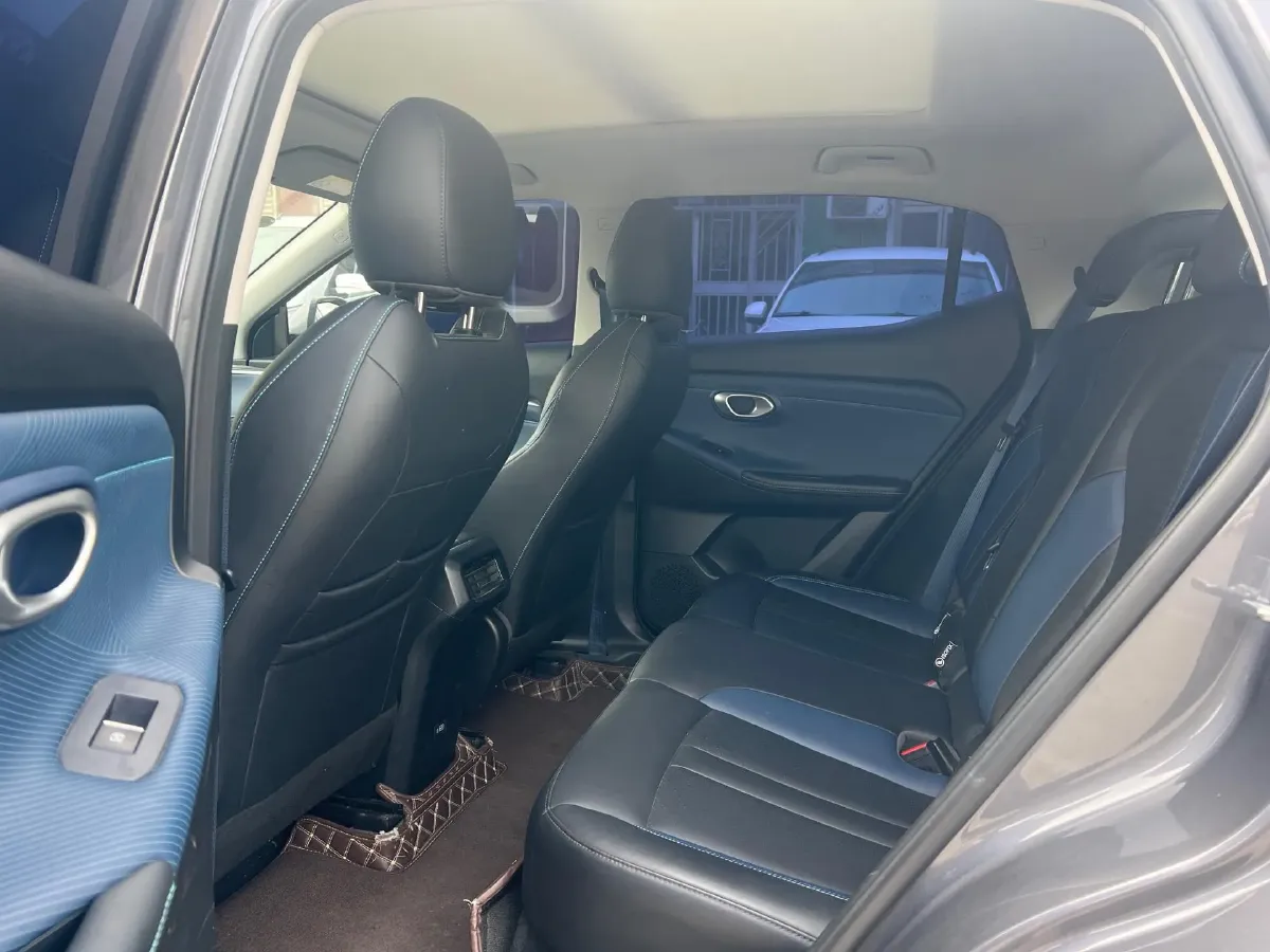 2023 GAC Trumpchi GS3 1.5T 177HP L4 7DCT,autocango,china used car exporter,china ev exporter,chinese used car exporter,chinese used ev exporter