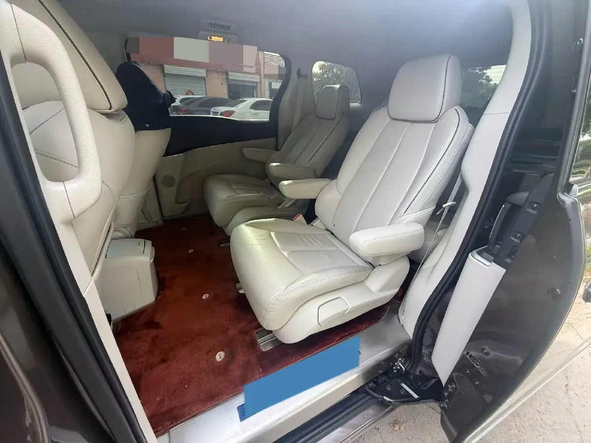 2021 Buick GL8 2.0T 237HP L4 9AT,autocango,china used car exporter,china ev exporter,chinese used car exporter,chinese used ev exporter