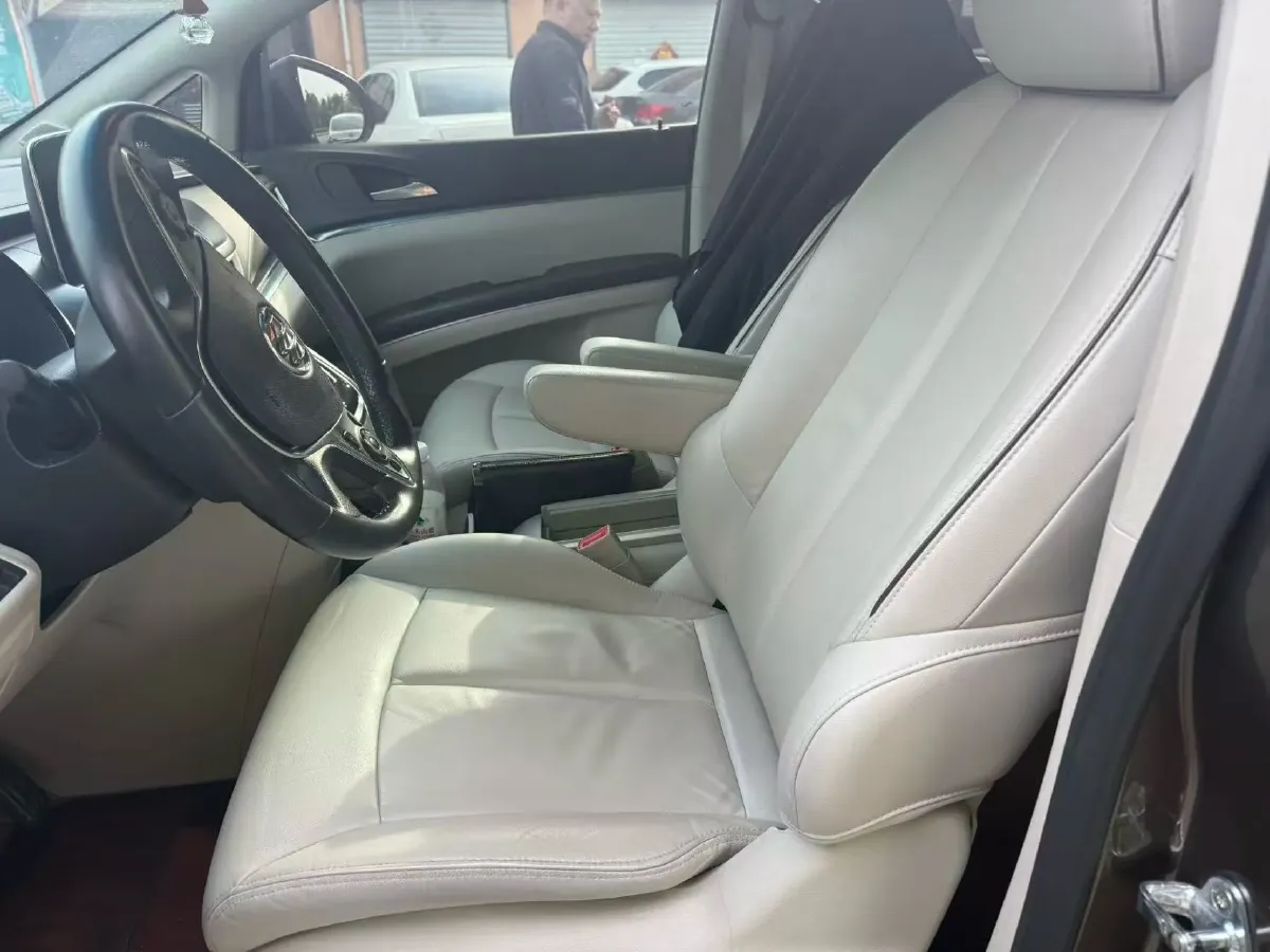 2021 Buick GL8 2.0T 237HP L4 9AT,autocango,china used car exporter,china ev exporter,chinese used car exporter,chinese used ev exporter