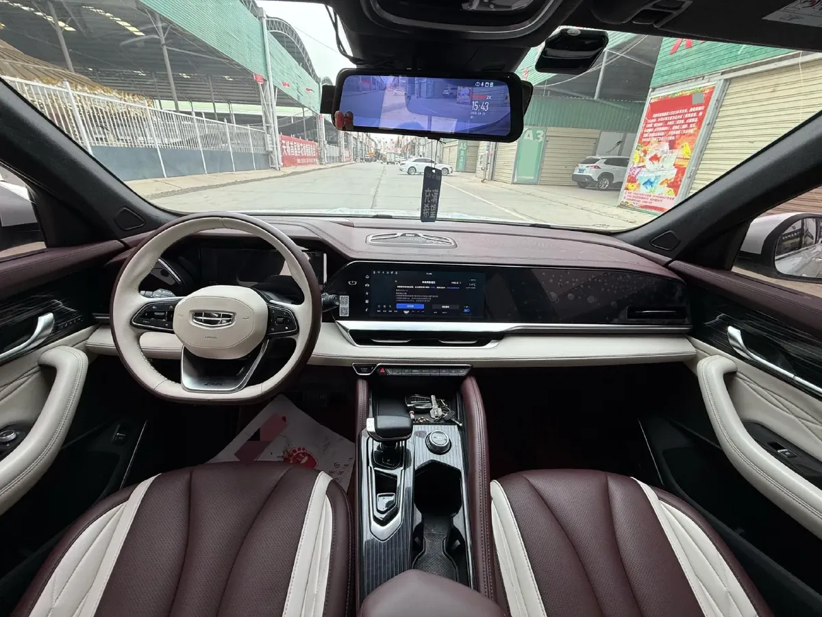 2021 Geely Monjaro 2.0T 218HP L4 7DCT,autocango,china used car exporter,china ev exporter,chinese used car exporter,chinese used ev exporter