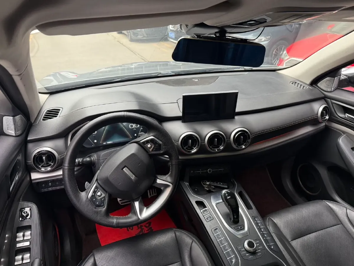 2018 WEY VV6 2.0T 197HP L4 7DCT,autocango,china used car exporter,china ev exporter,chinese used car exporter,chinese used ev exporter