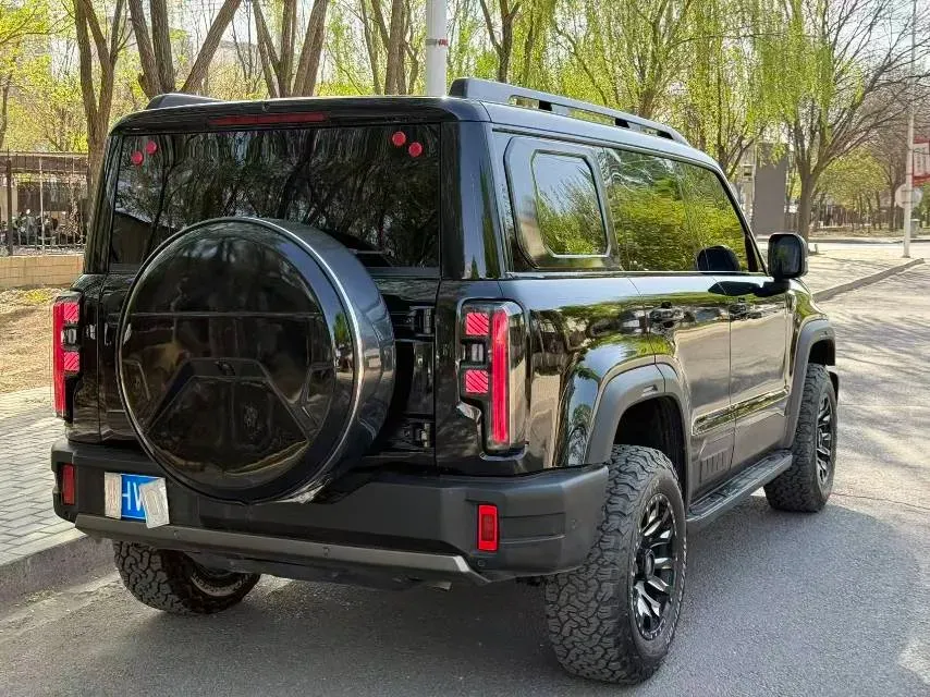 2024 Beijing BJ40 2.0T 245HP L4 8AT,autocango,china used car exporter,china ev exporter,chinese used car exporter,chinese used ev exporter