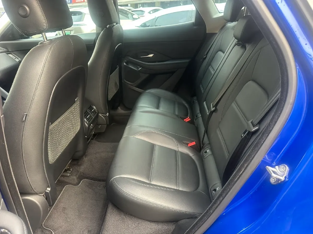 2018 Jaguar E-PACE 2.0T 249HP L4 9AT,autocango,china used car exporter,china ev exporter,chinese used car exporter,chinese used ev exporter