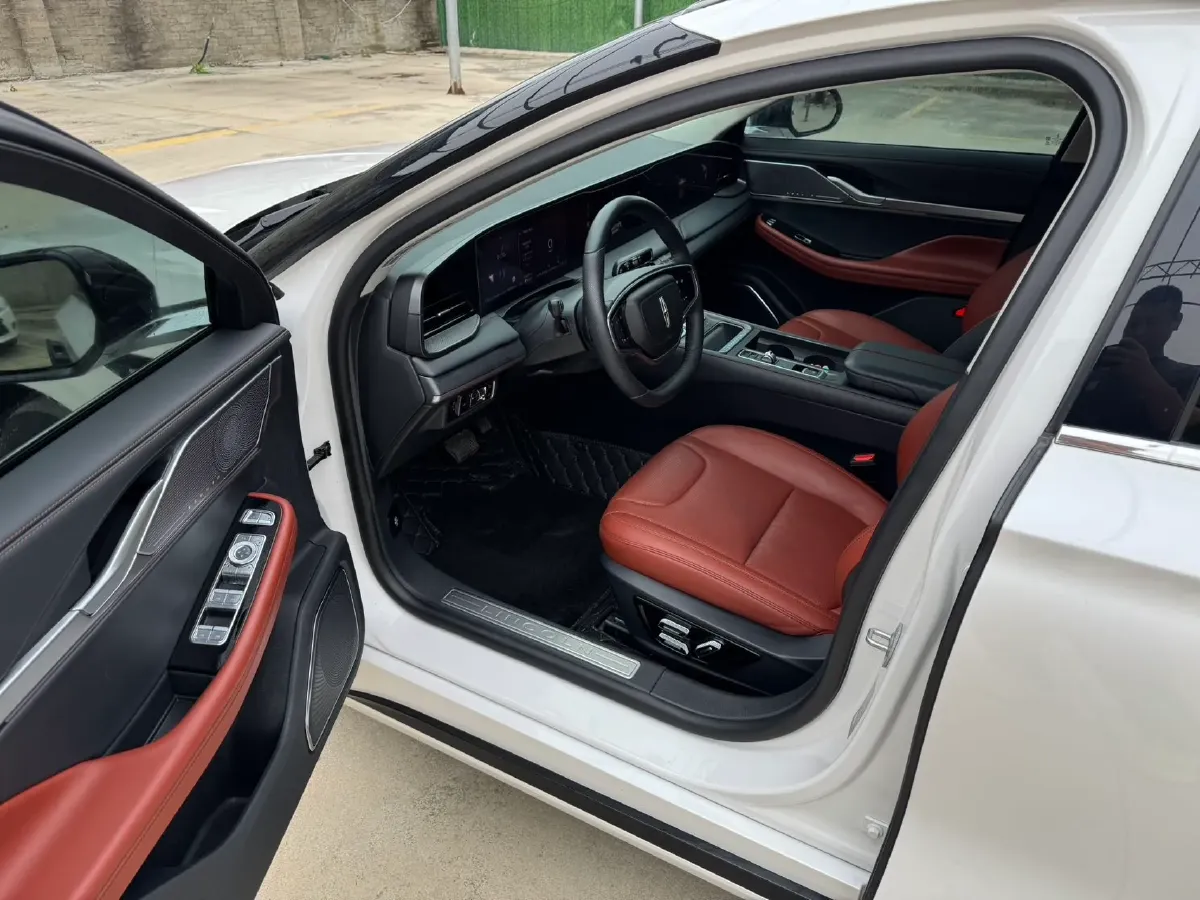 2024 Lincoln Z 2.0T 261HP L4 8AT,autocango,china used car exporter,china ev exporter,chinese used car exporter,chinese used ev exporter