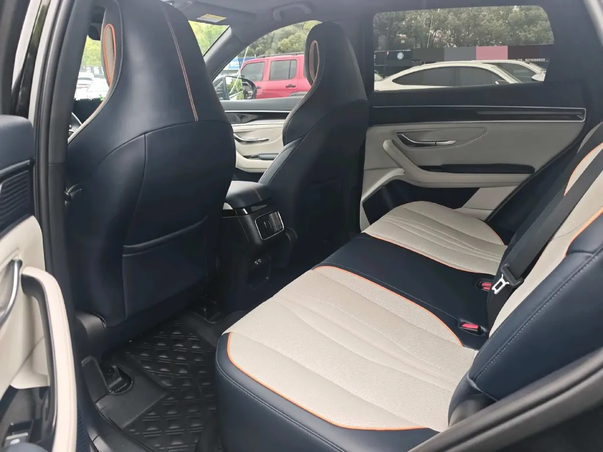 2022 Hyundai Tucson 2.0L 150HP L4 6AT Hybrid,autocango,china used car exporter,china ev exporter,chinese used car exporter,chinese used ev exporter